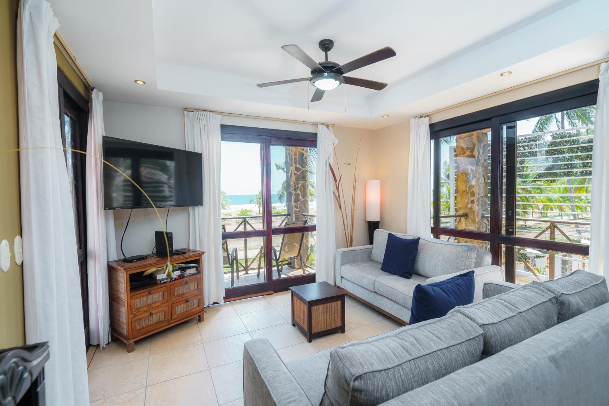 Bahia Encantada Beach Front Proyect, Jaco Paradise Exteriör bild